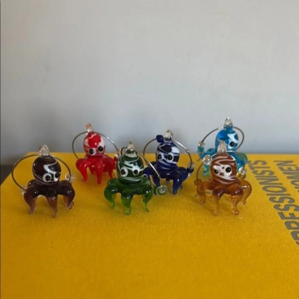 Pier 1 Multicolor Octopus Wine Charms- EUC